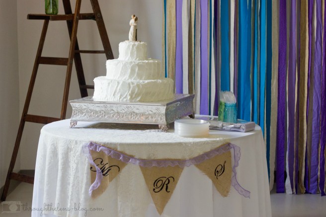 Wedding Wednesday // Simple  Wedding Cake