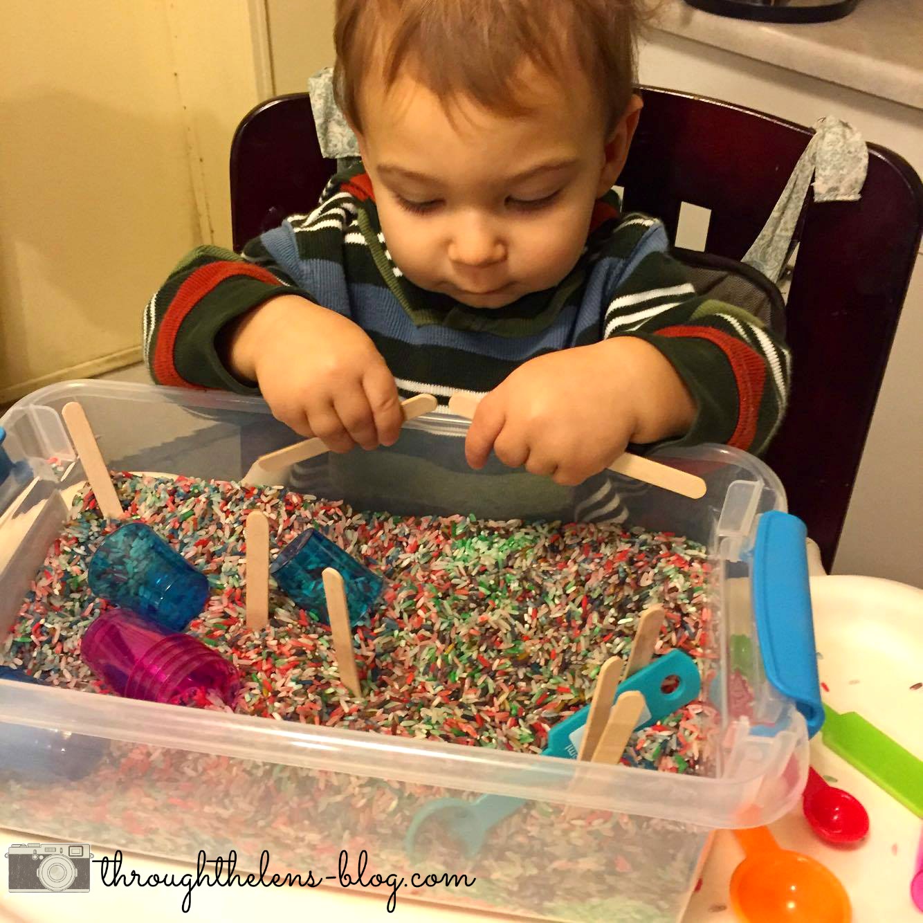 Uncooked Rice Play DIY Rainbow Rice